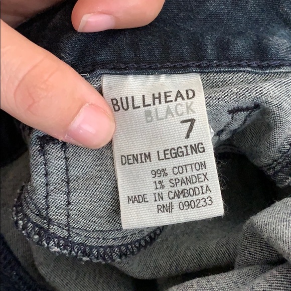 Cute Ripped Jeans! - Picture 3 of 3